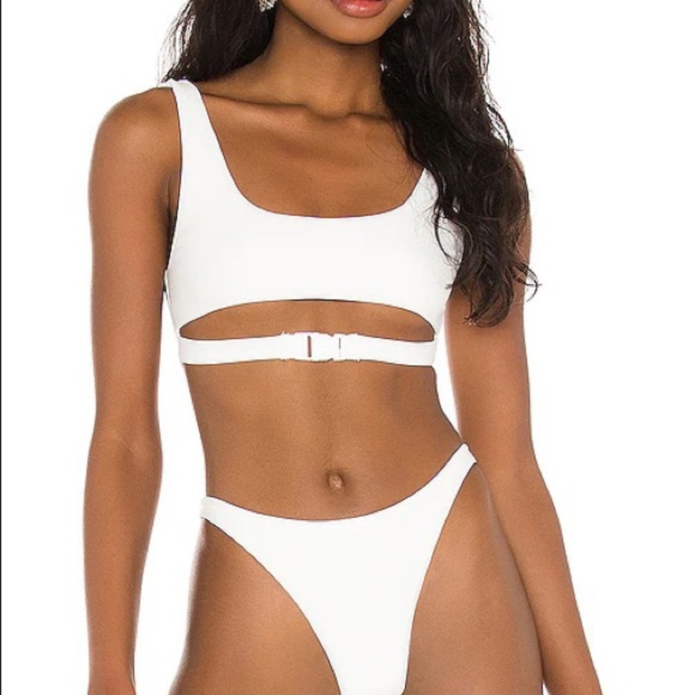 superdown Mona Bikini top in White